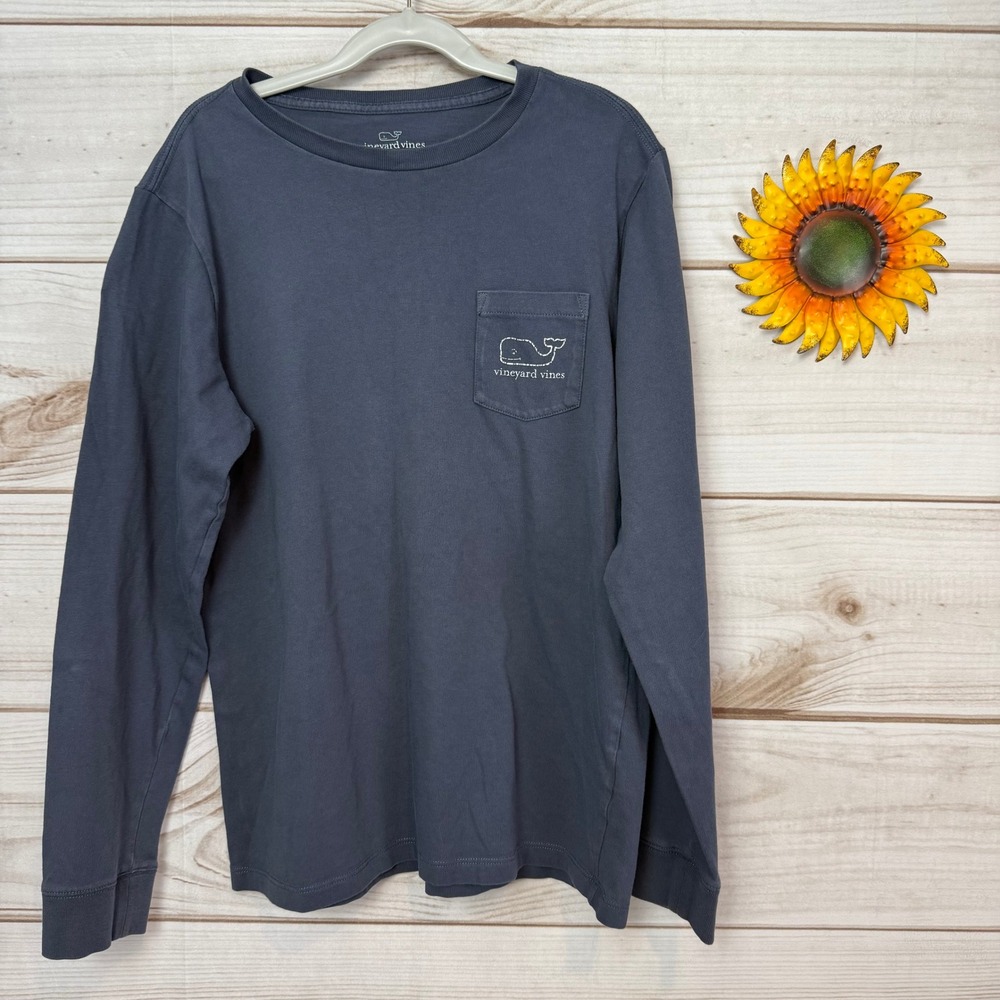 Vineyard Vines Boys Long Sleeve Whale Graphic T-Shirt Kids Size M